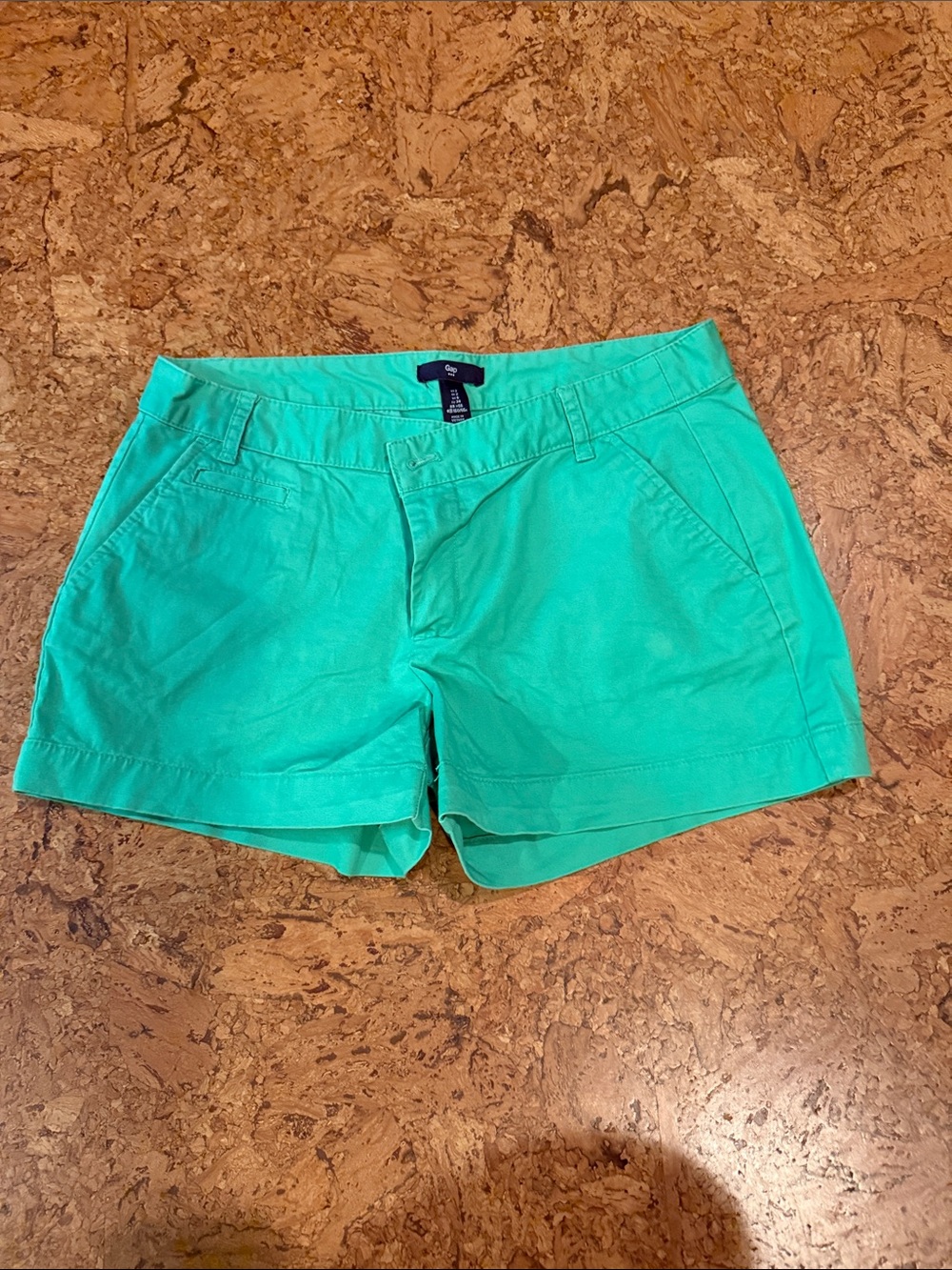 GAP Women’s Green Casual Cotton Chino Shorts size 2